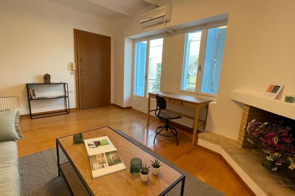 אתונה Cute Apartment At The Foot Of Lycabettus Hill מראה חיצוני תמונה